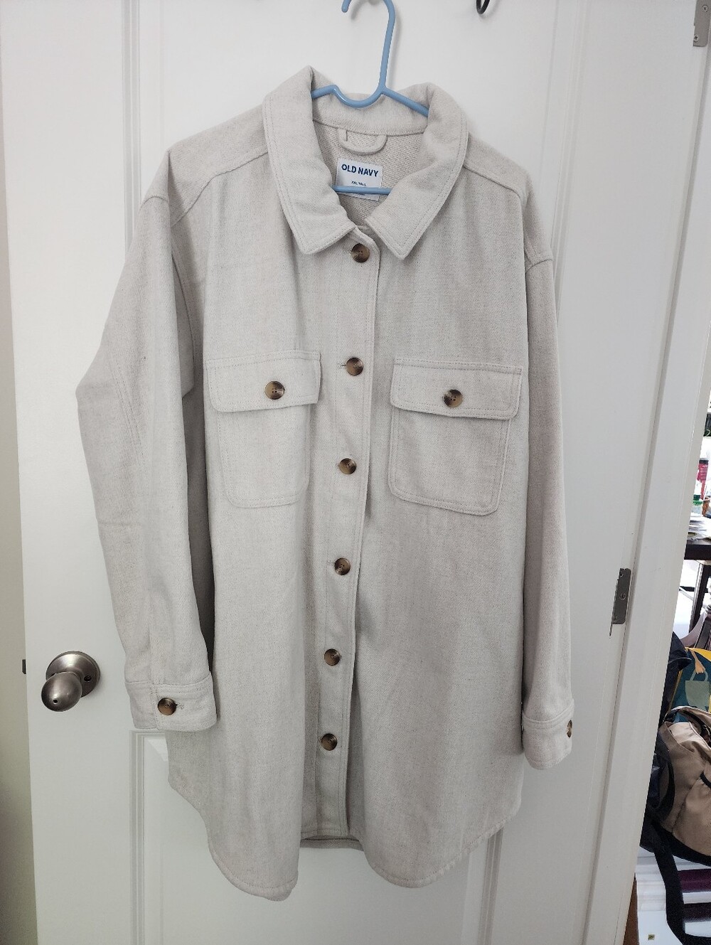 Old Navy Cream Button-Up Utility Shacket With Pockets Size 2xlt